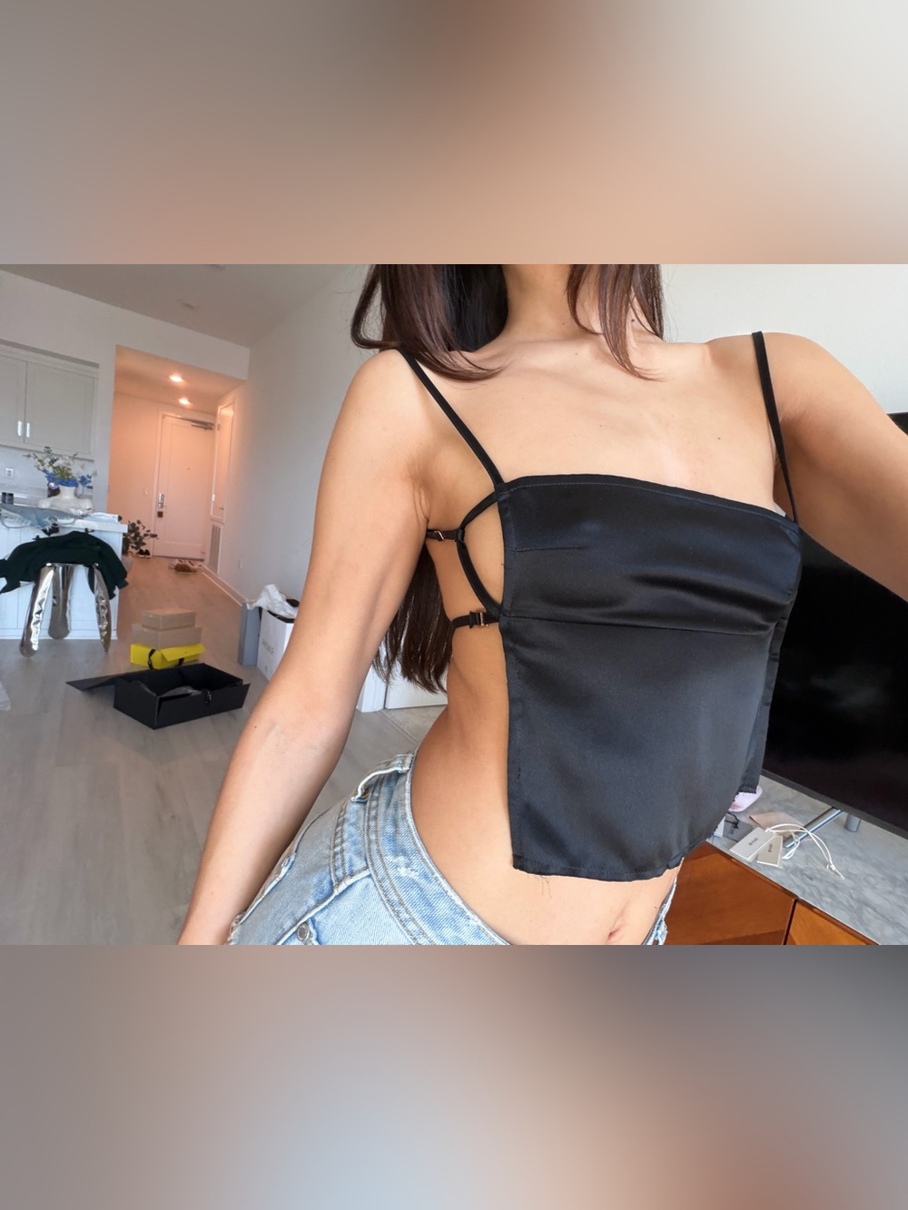 Are You Am I Silk Top (XS) - Picture 3 of 9